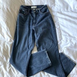 Abercrombie and Fitch 90’s straight Ultra High rise jeans